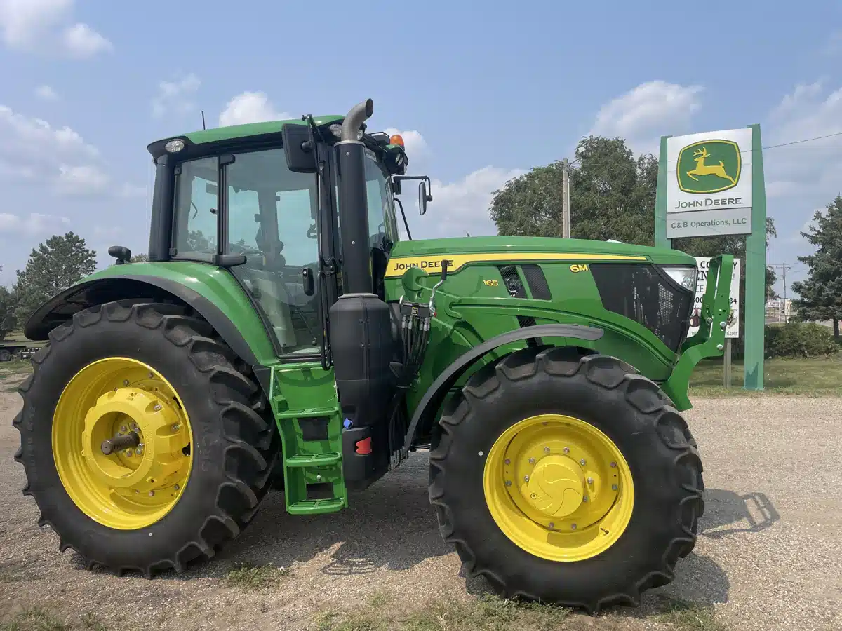Gallery image 1 for 2025 John Deere 6M 165 Tractor