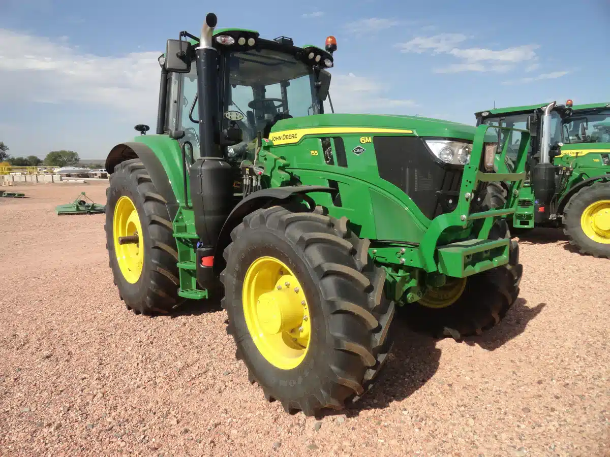 Photo de la Galerie 1 pour 2025 John Deere 6155M Tracteur