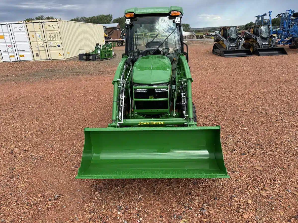 Gallery image 2 for 2025 John Deere 3046R Tractor