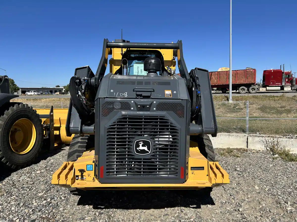 Gallery image 2 for 2025 John Deere 334 P Skid Steer