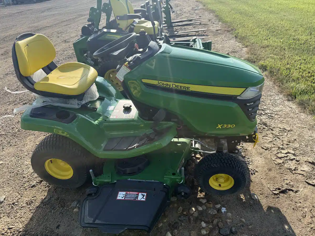 Gallery image 2 for 2026 John Deere X330 Lawn Tractor