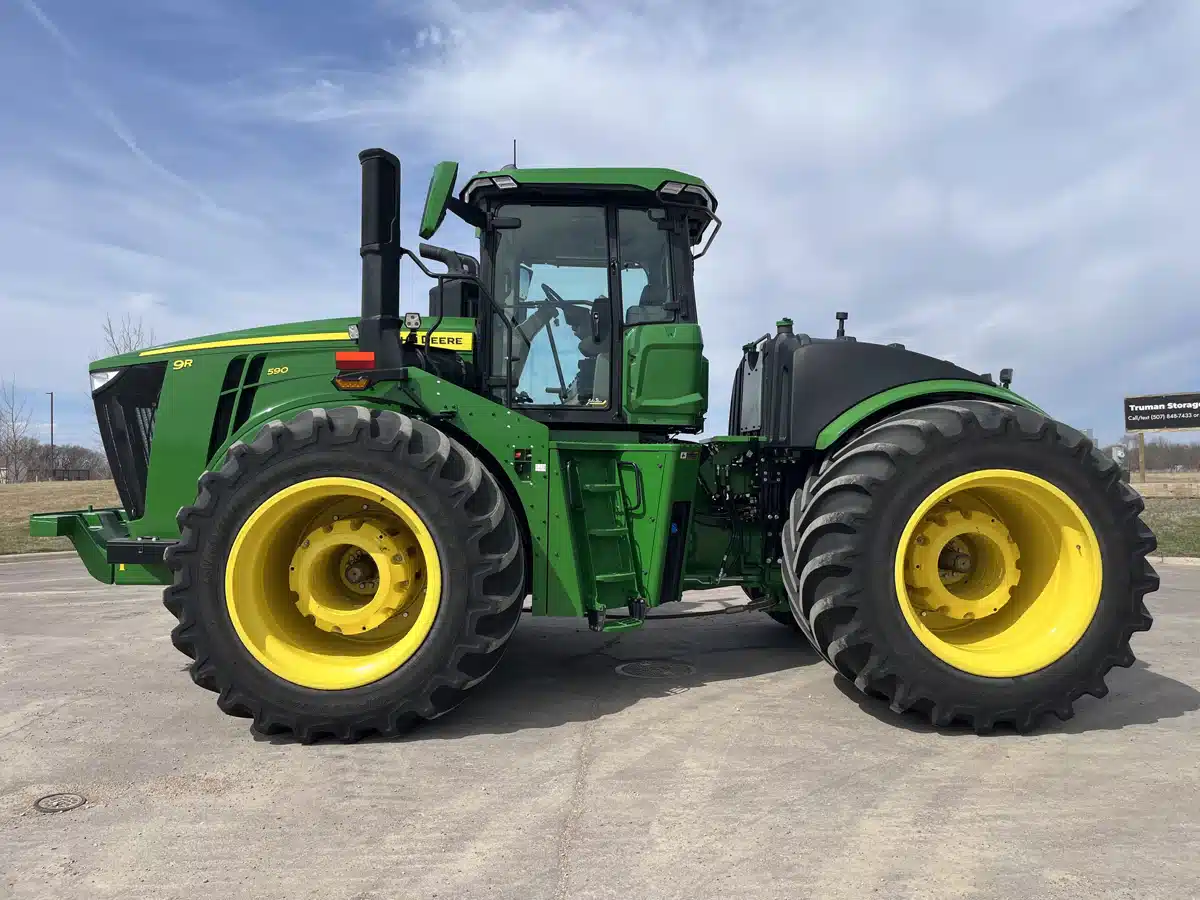 Photo de la Galerie 1 pour 2024 John Deere 9R 590 Tracteur