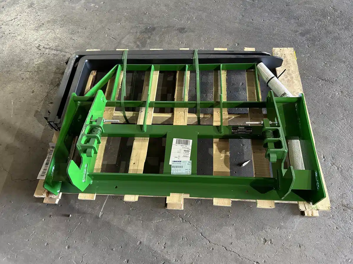 Gallery image 1 for 2025 Frontier AP12D Tractor