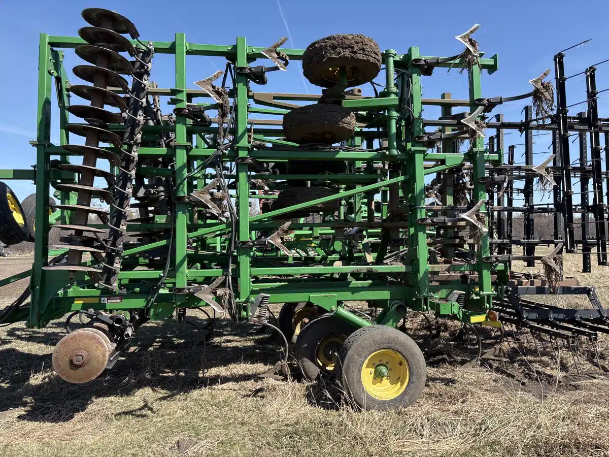 Gallery image 2 for 2013 John Deere 2310 Mulch Finisher