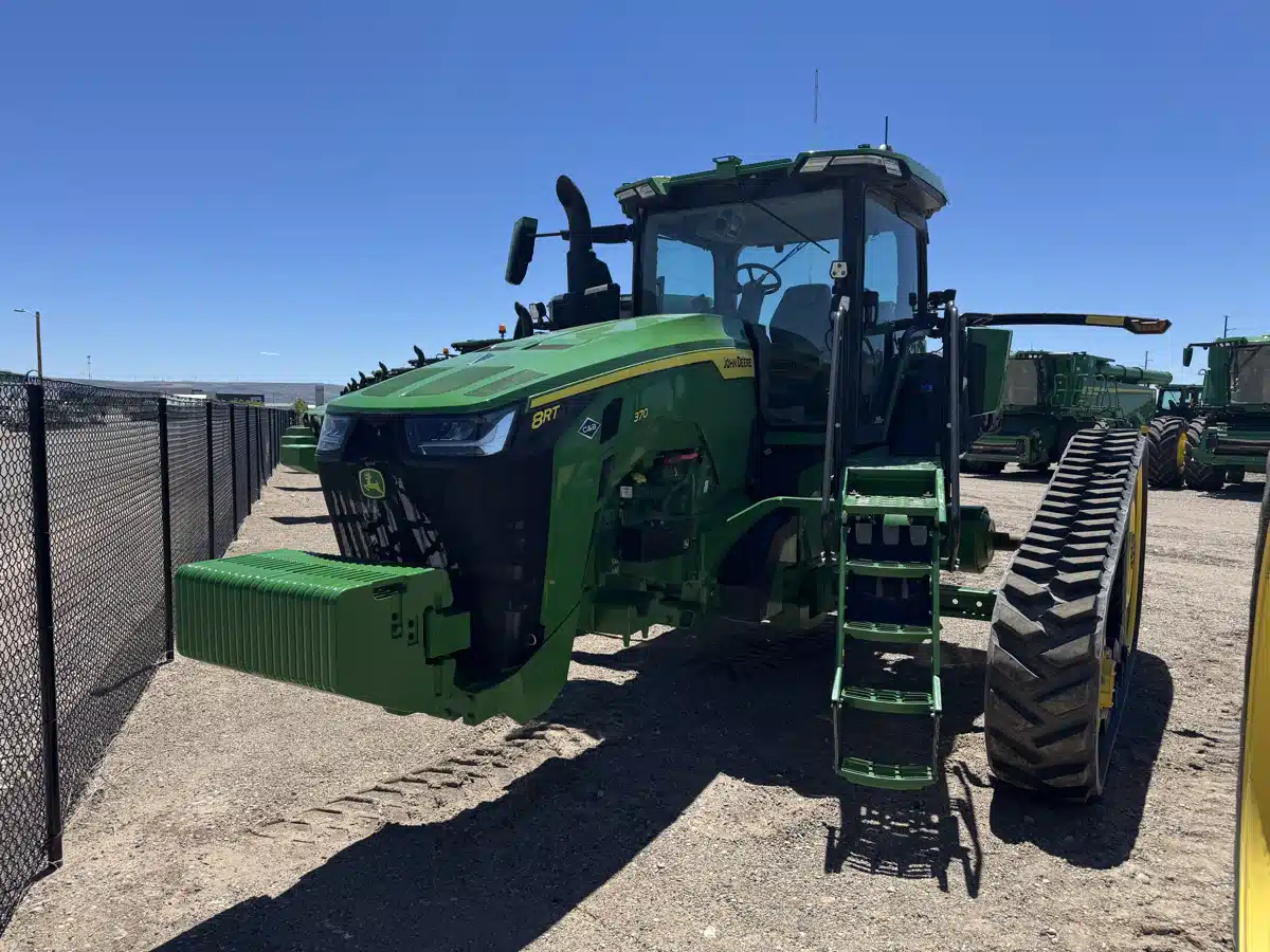 Photo de la Galerie 1 pour 2023 John Deere 8RT 370 Tracteur
