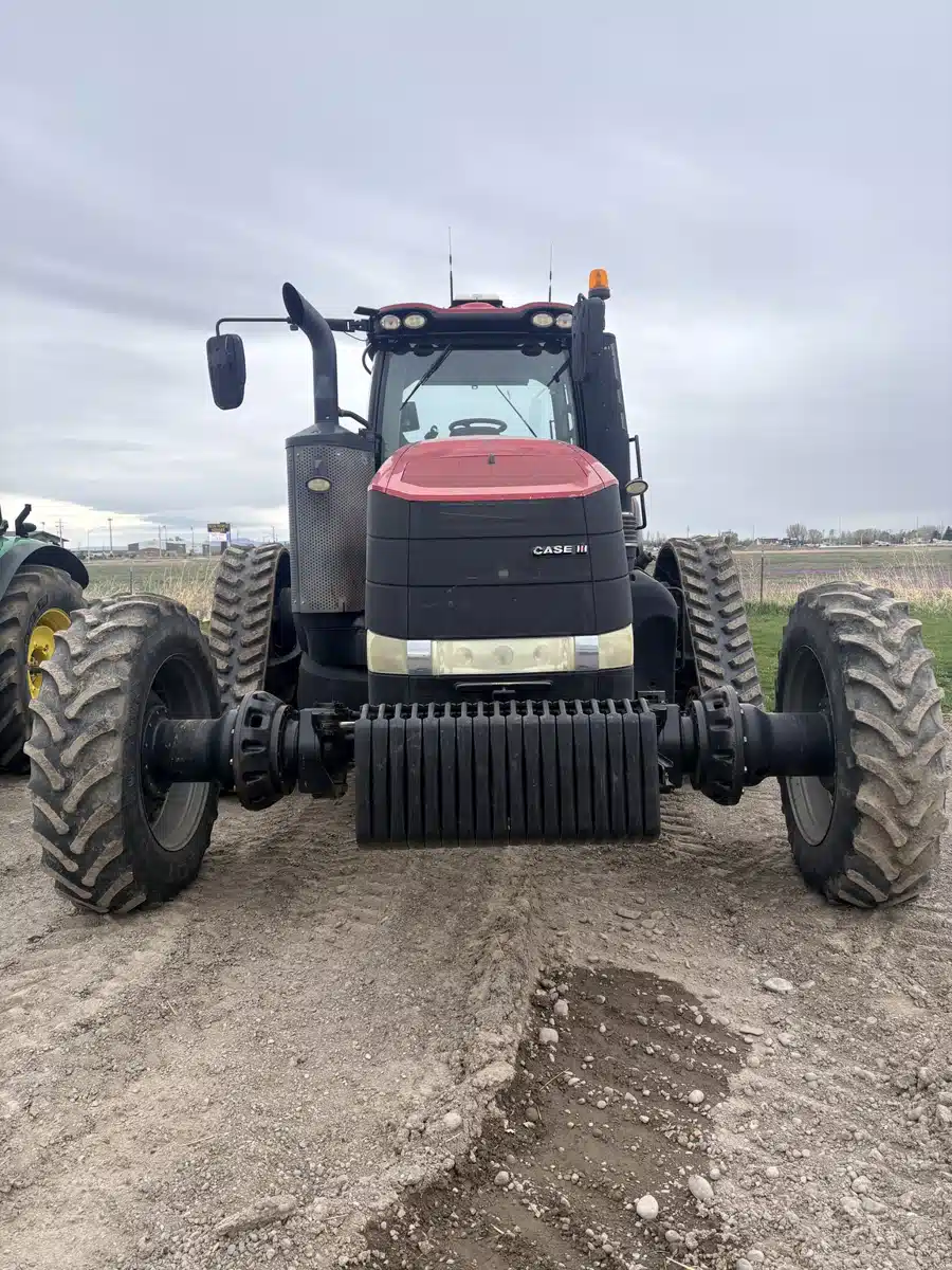 Photo de la Galerie 2 pour 2015 Case IH MAGNUM 380 ROWTRAC Tracteur
