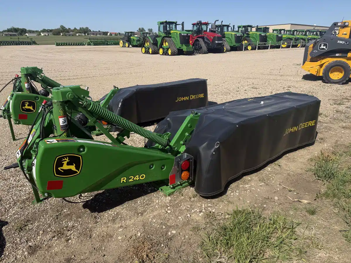 Photo de la Galerie 1 pour 2025 John Deere R240 Autre