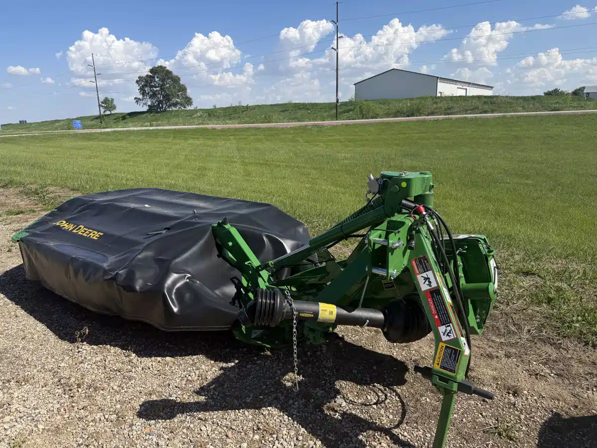 Photo de la Galerie 2 pour 2025 John Deere R240 Autre