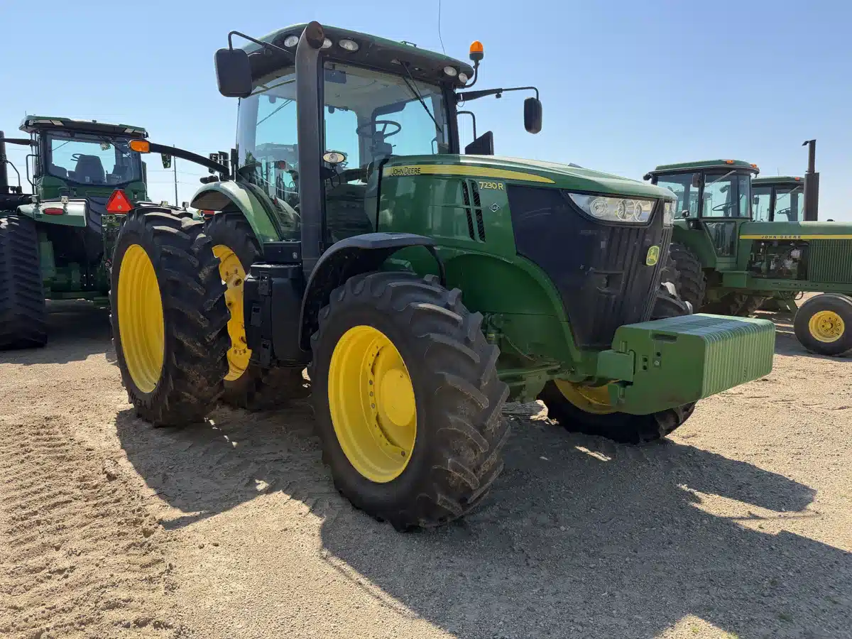 Gallery image 1 for 2012 John Deere 7230R Tractor
