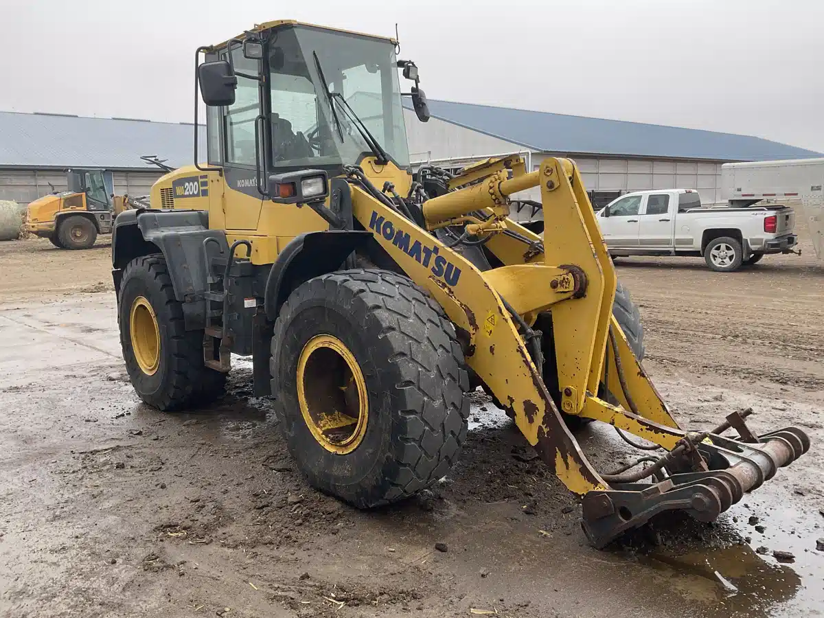 Gallery image 1 for Komatsu WA200-7 Wheel Loader
