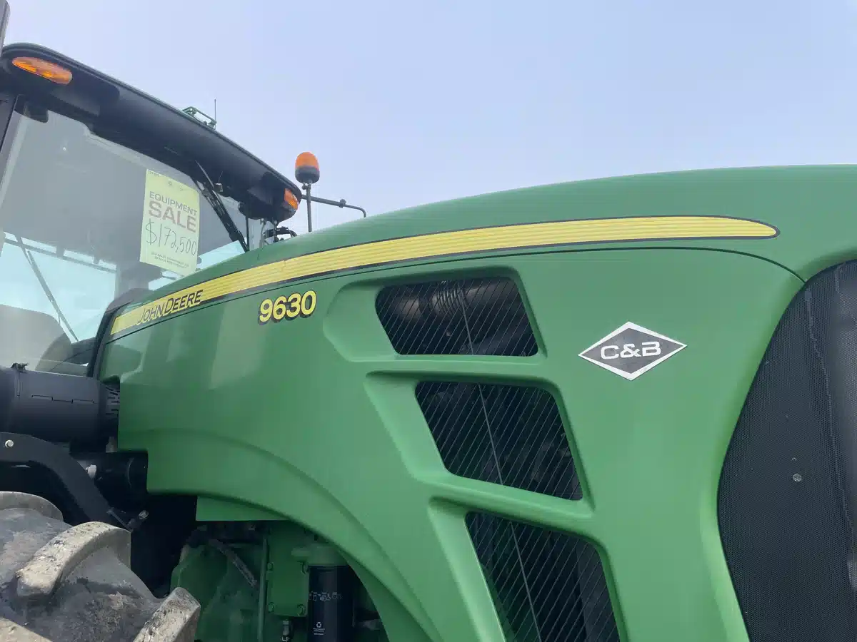 Photo de la Galerie 2 pour 2011 John Deere 9630 Tracteur