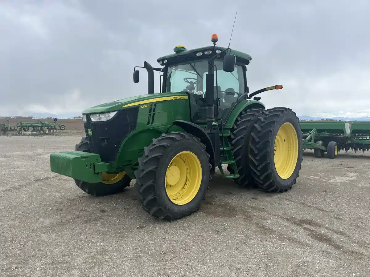 Gallery image 1 for 2013 John Deere 7260R Tractor