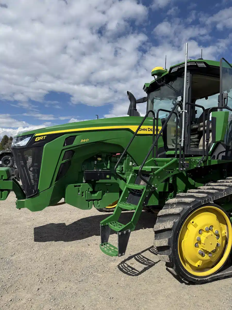 Gallery image 2 for 2023 John Deere 8RT 340 Tractor