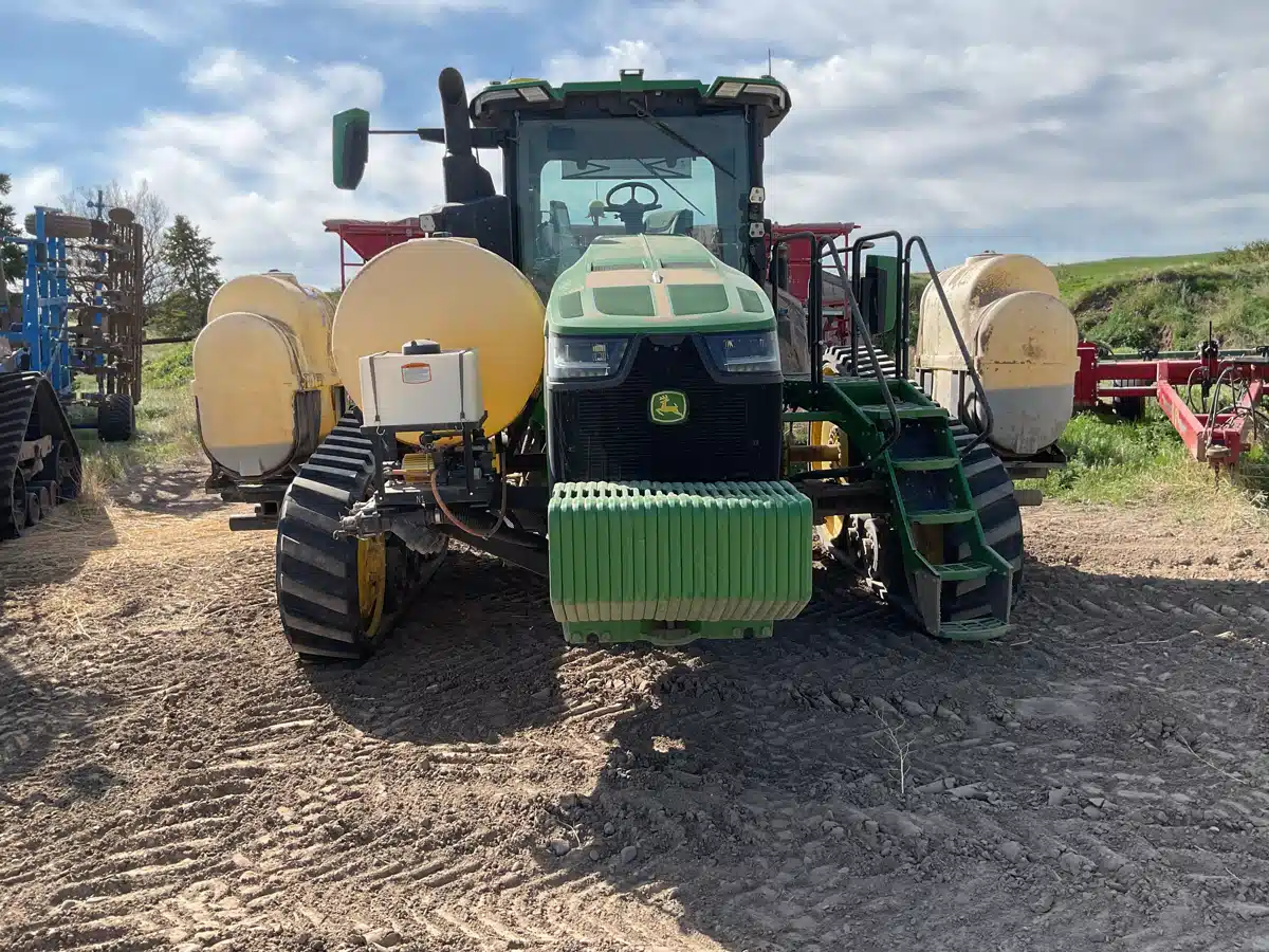 Gallery image 2 for 2023 John Deere 8RT 370 Tractor