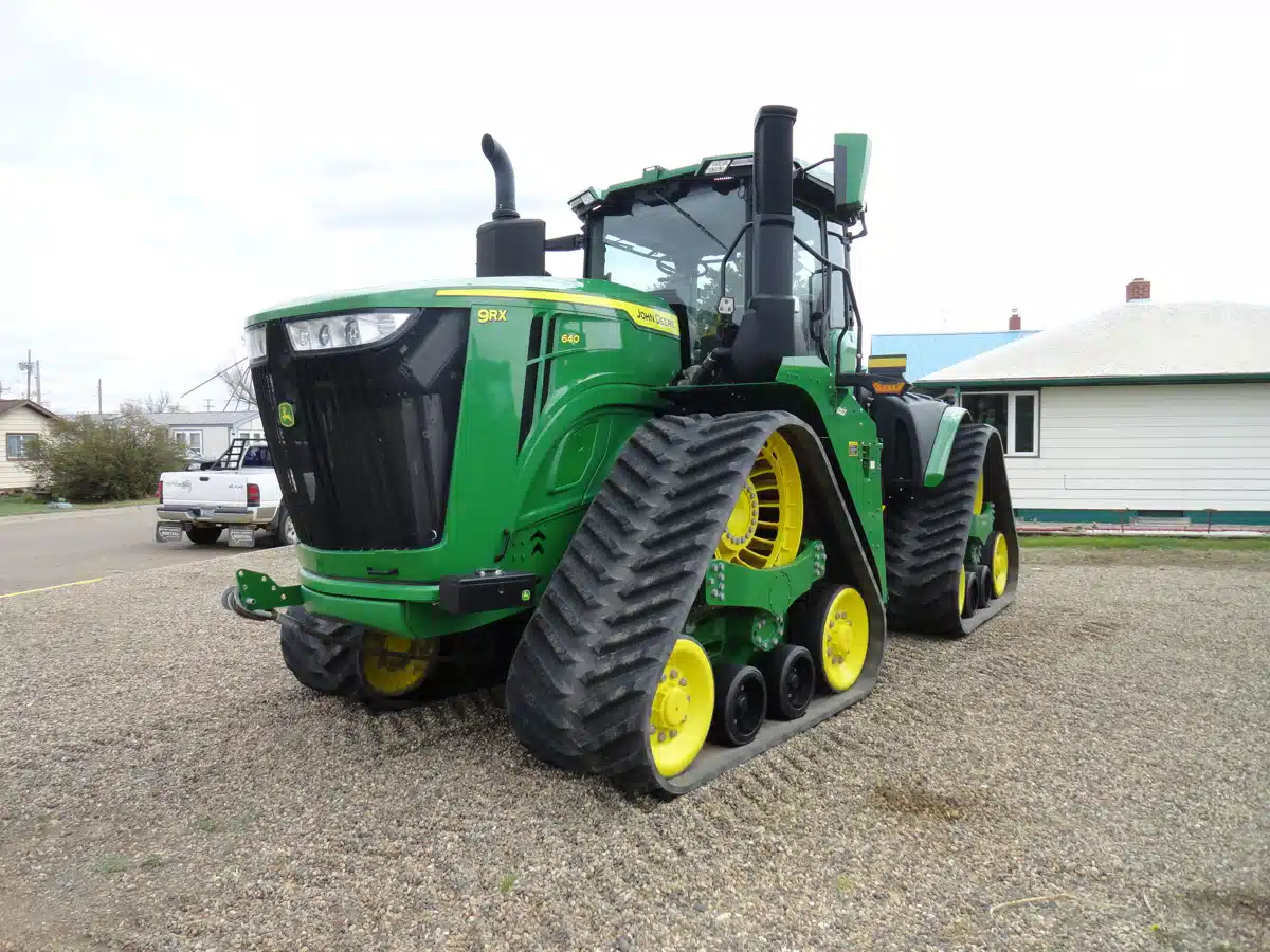 Photo de la Galerie 1 pour 2022 John Deere 9RX 640 Tracteur