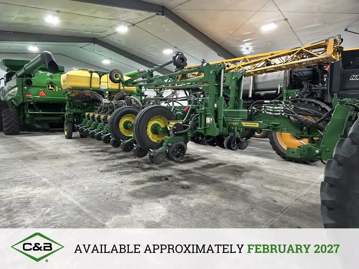 Gallery image 1 for 2026 John Deere 1775NT Planter