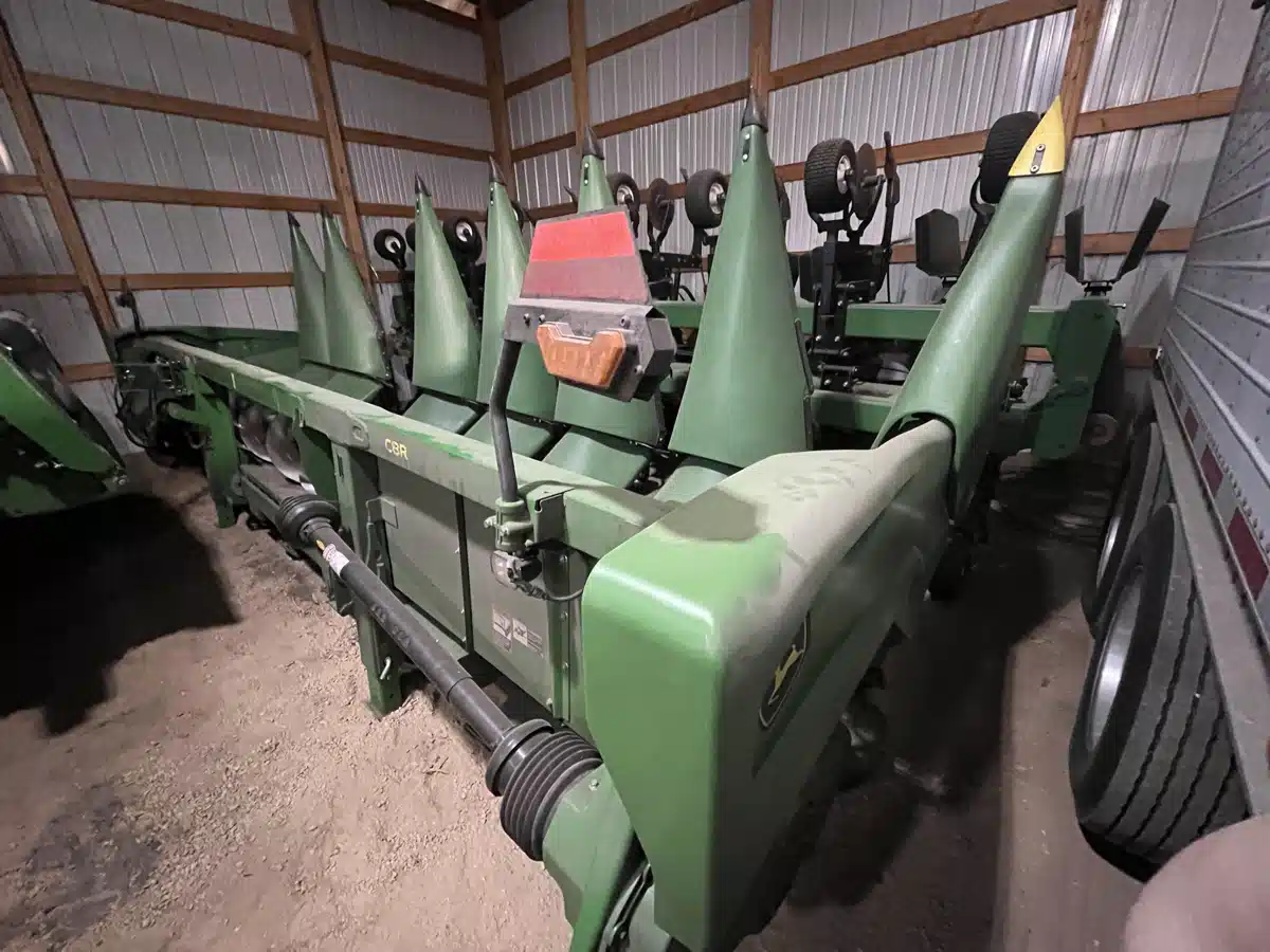 Gallery image 1 for 2023 John Deere C8R Header - Row Crop