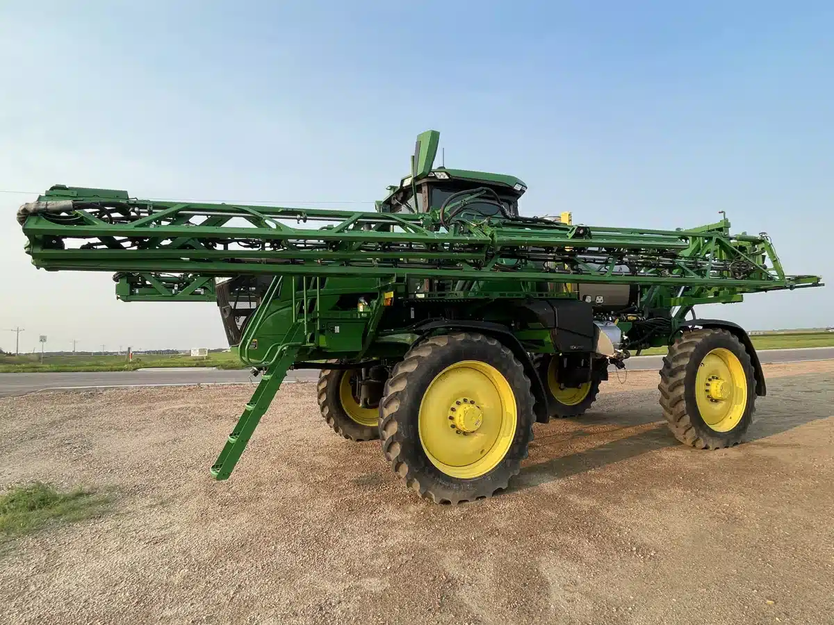 Photo de la Galerie 1 pour 2022 John Deere 410R Arroseur - Automoteur
