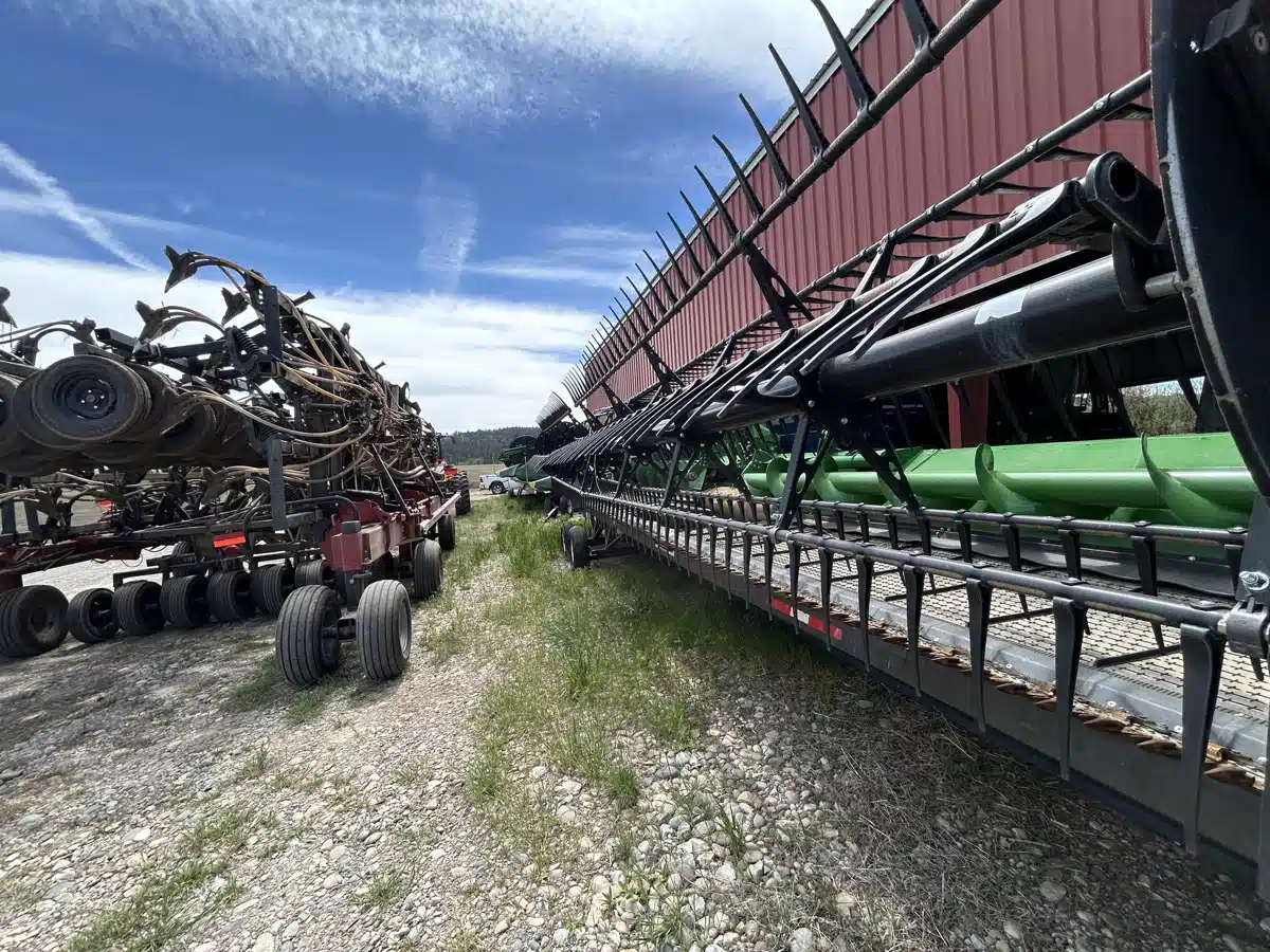 Photo de la Galerie 2 pour 2023 John Deere HD35R Nez - Toile/Tapis