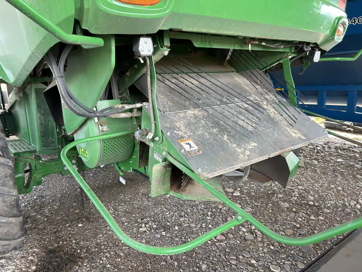 Gallery image 1 for 2023 John Deere S770 Combine