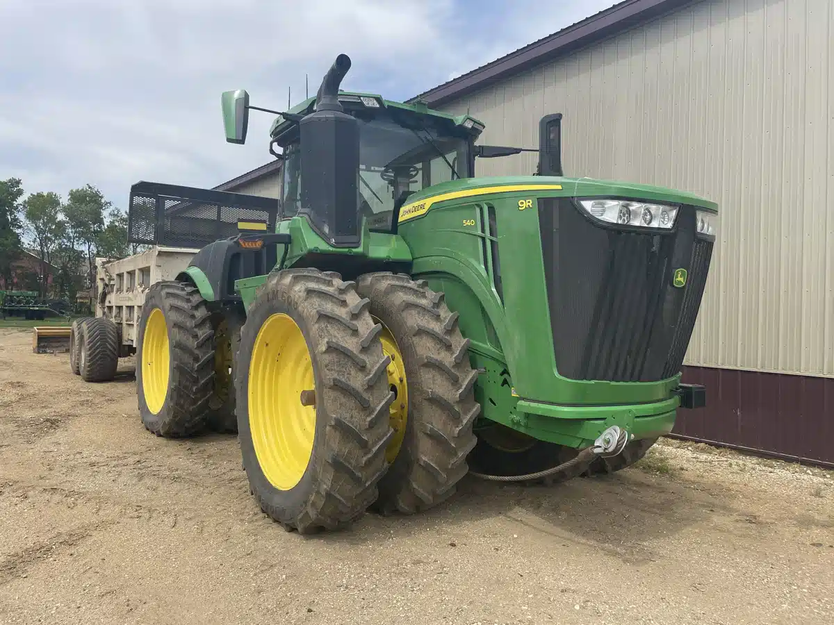 Photo de la Galerie 2 pour 2022 John Deere 9R 540 Tracteur