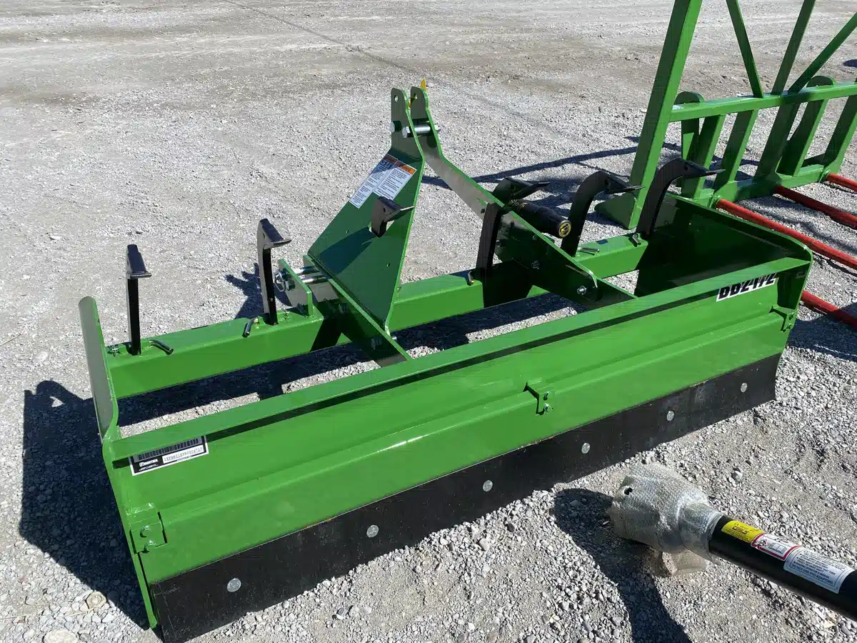 Photo de la Galerie 1 pour 2024 Frontier BB2172 Tracteur