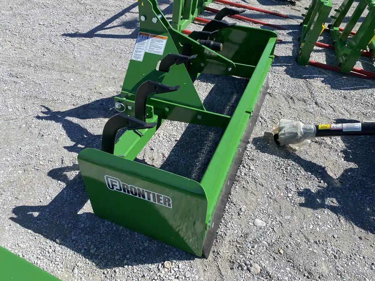 Photo de la Galerie 2 pour 2024 Frontier BB2172 Tracteur