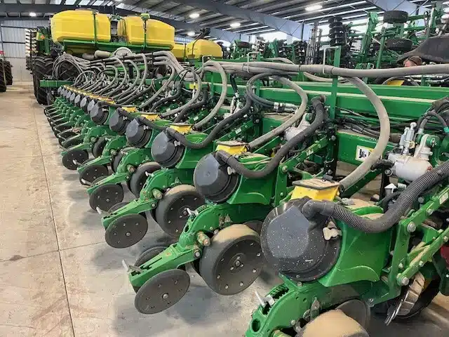 Photo de la Galerie 2 pour 2023 John Deere DB90 Planteur
