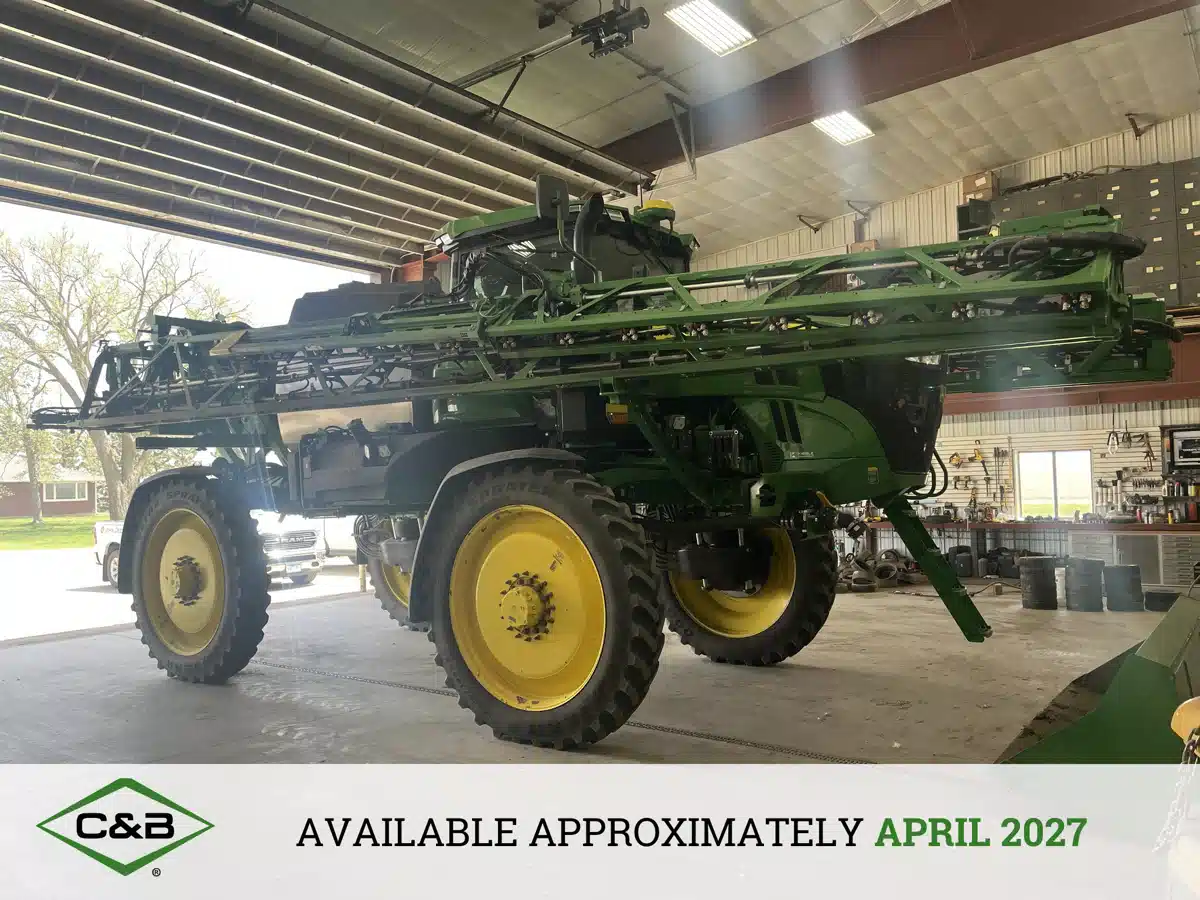 Photo de la Galerie 1 pour 2023 John Deere 412R Arroseur - Automoteur