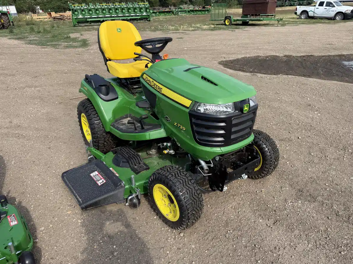 Gallery image 2 for 2026 John Deere X739 Lawn Tractor