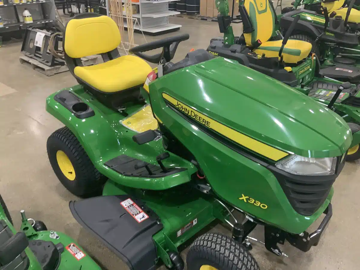 Gallery image 1 for 2026 John Deere X330 Lawn Tractor