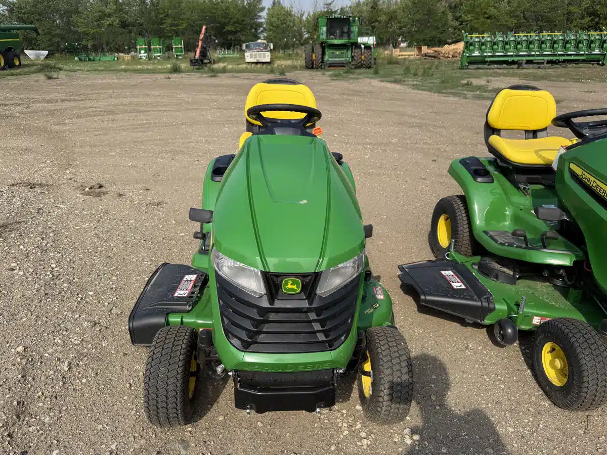 Gallery image 1 for 2026 John Deere X330 Lawn Tractor
