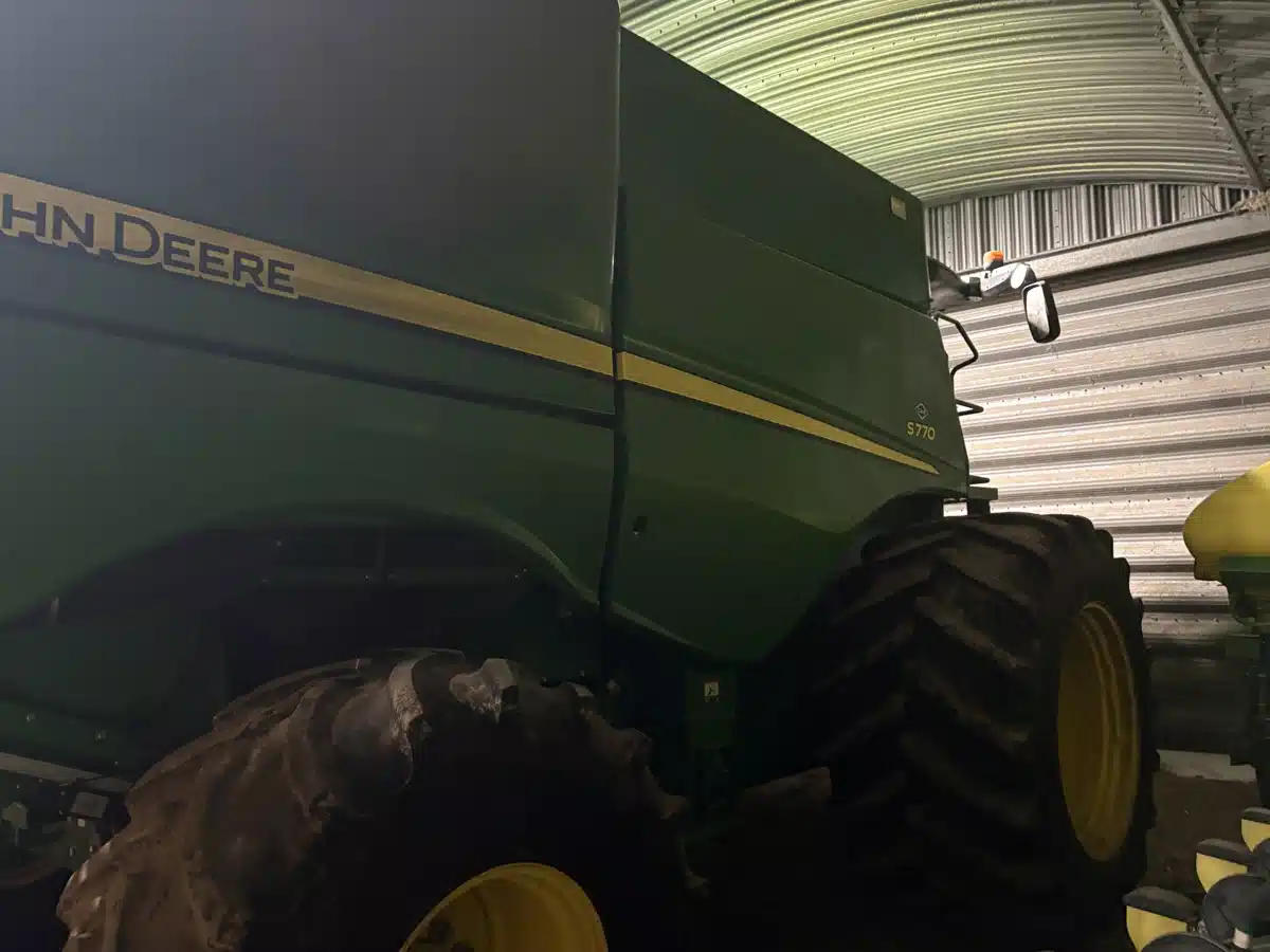Photo de la Galerie 2 pour 2020 John Deere S770 Batteuse