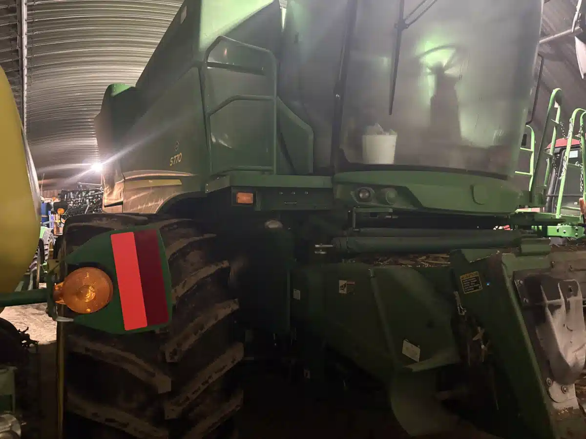 Photo de la Galerie 1 pour 2020 John Deere S770 Batteuse