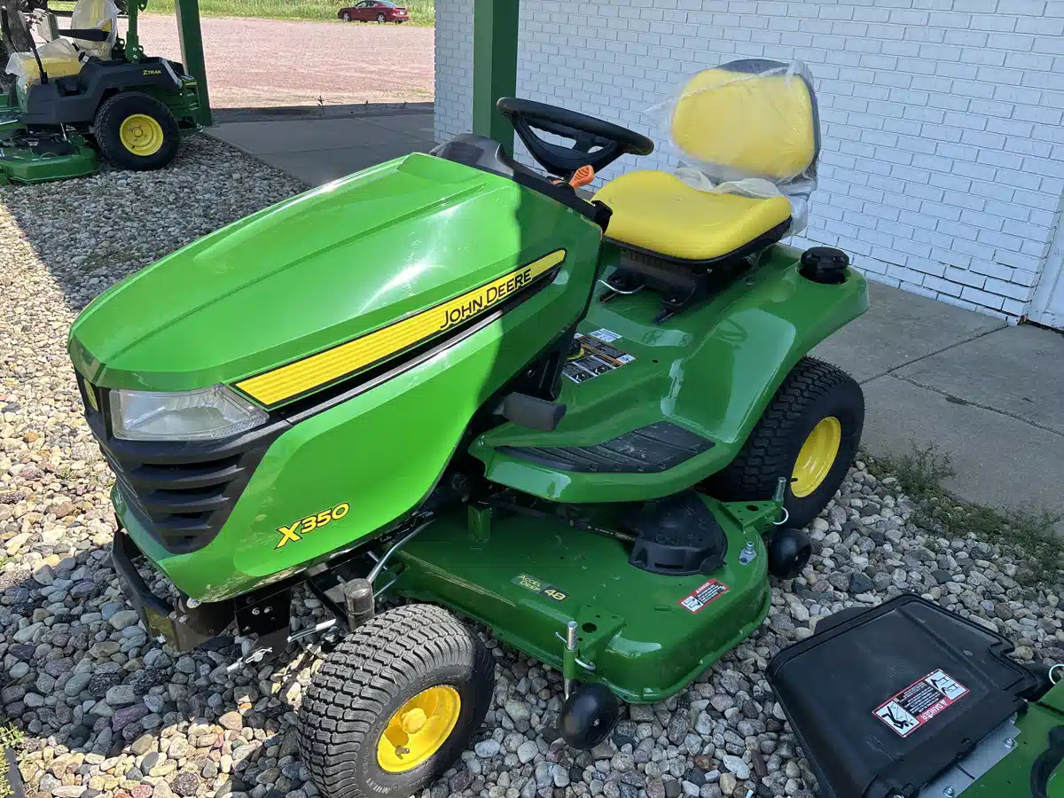 Gallery image 2 for 2026 John Deere X350 Lawn Tractor