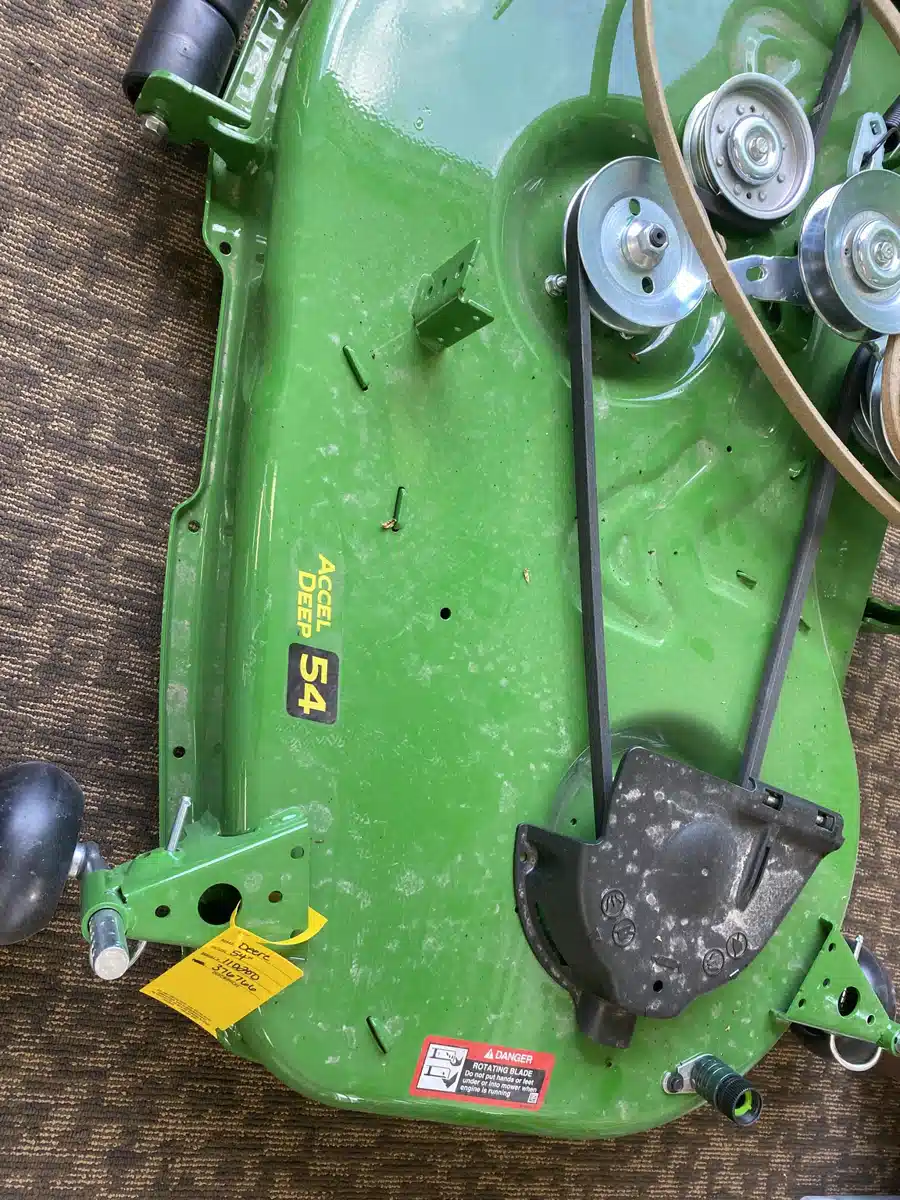 Photo de la Galerie 2 pour 2026 John Deere 54 INCH Accessoires