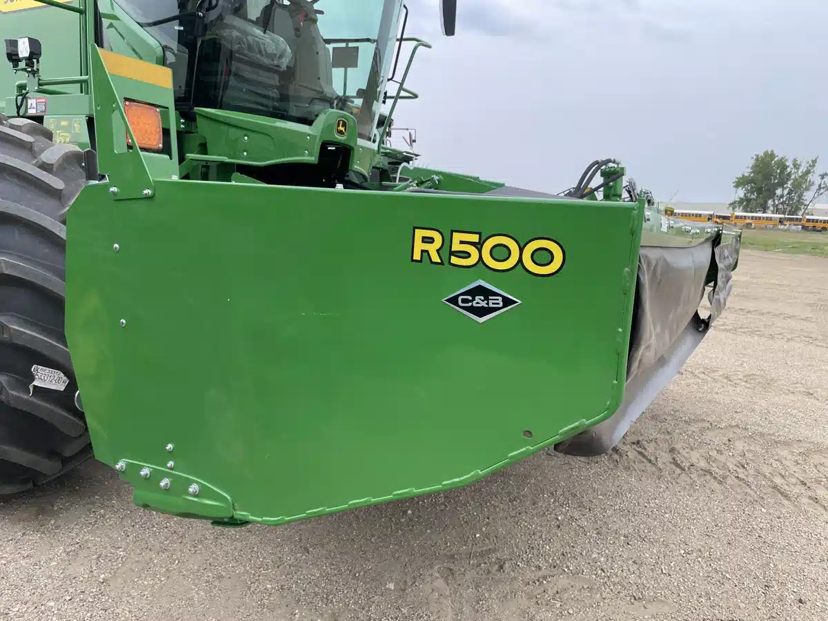 Gallery image 1 for 2026 John Deere R500 Attachment