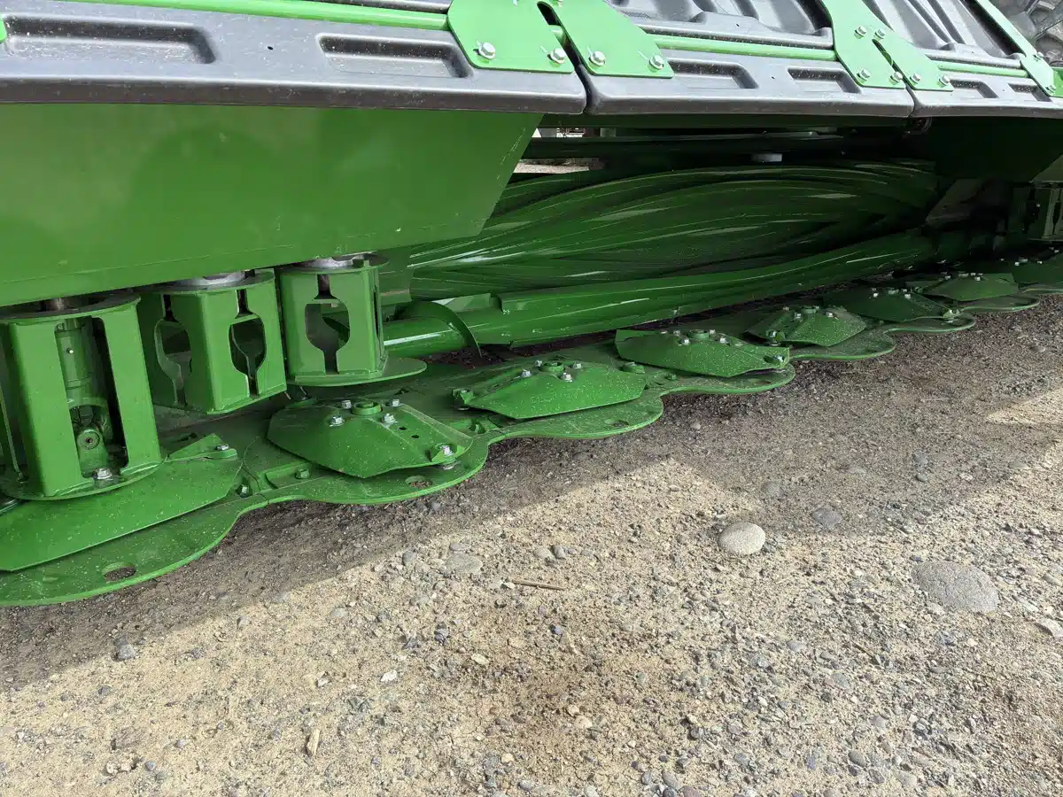 Gallery image 2 for 2026 John Deere R500 Attachment