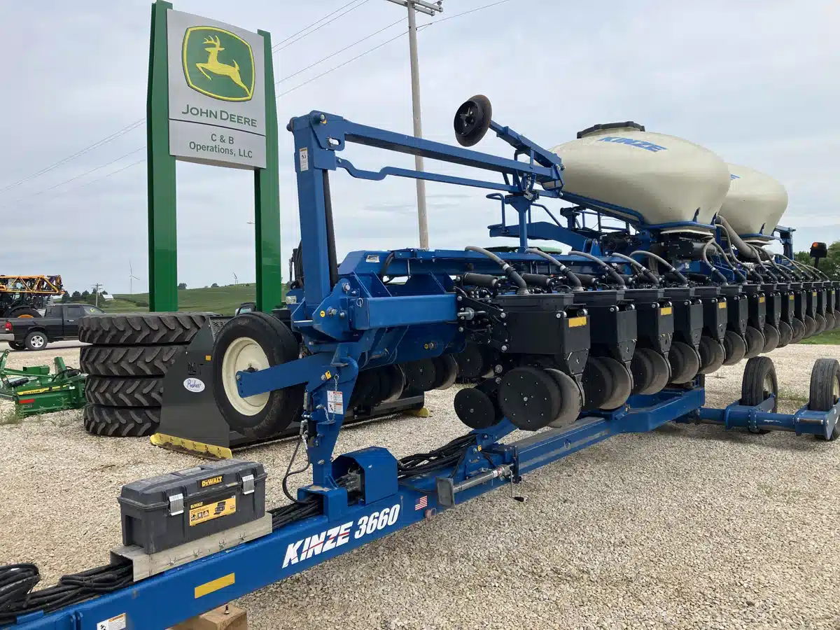 Photo de la Galerie 1 pour 2019 Kinze 3660 Planteur