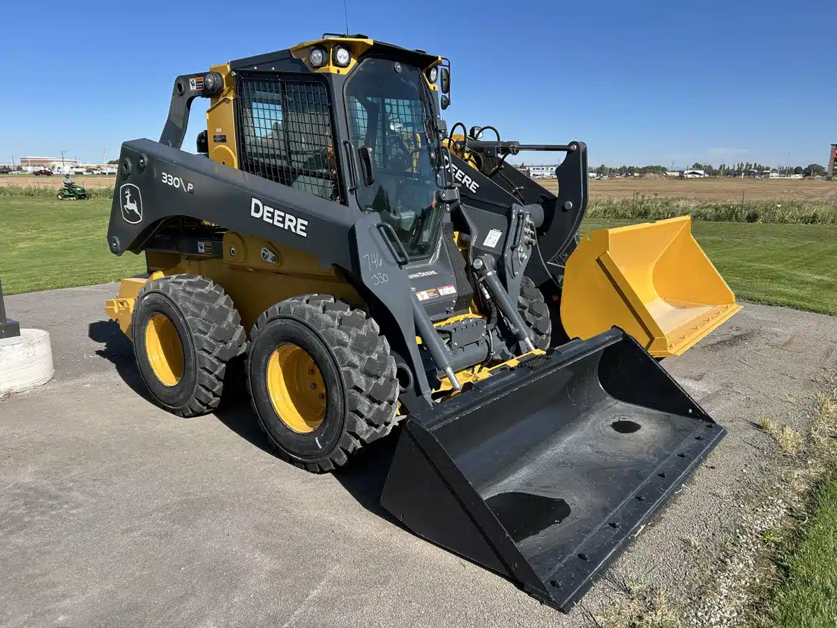 Gallery image 1 for 2026 John Deere 330 P Excavator