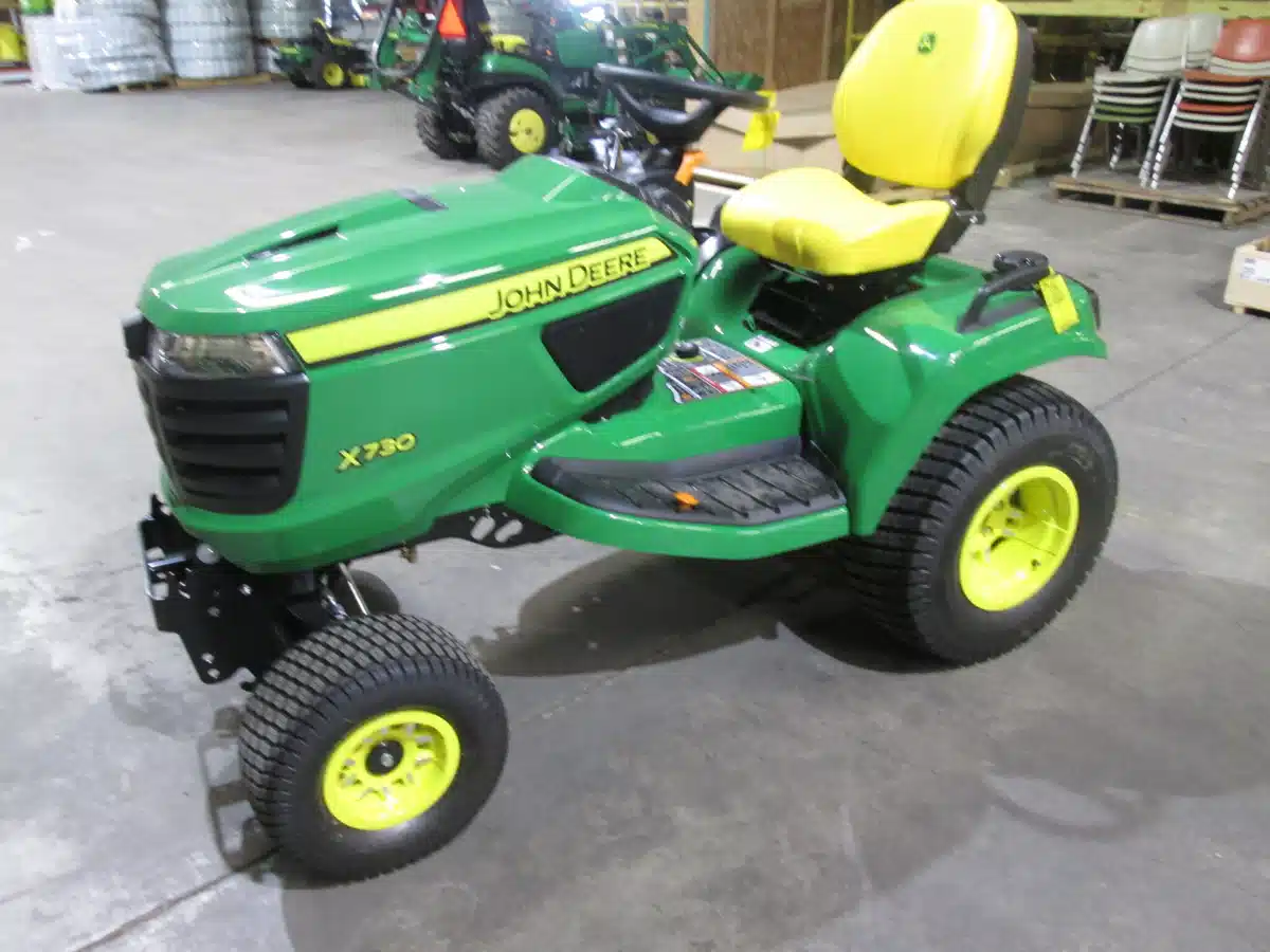 Gallery image 1 for 2026 John Deere X730 Lawn Tractor