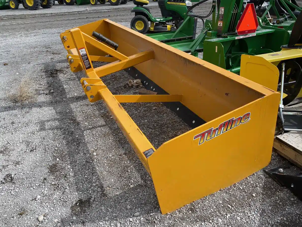 Gallery image 1 for Tufline 12" Box Scraper Tractor