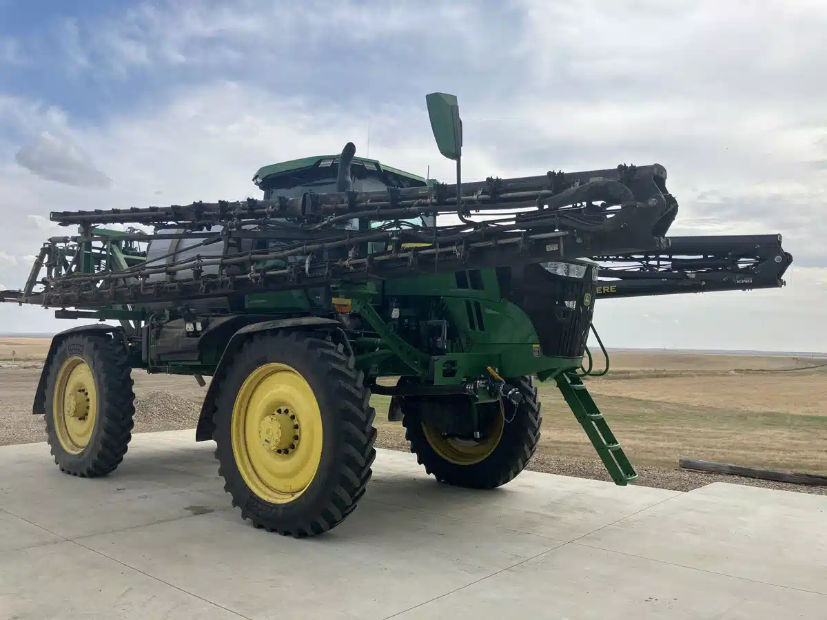 Photo de la Galerie 2 pour 2024 John Deere 616R Arroseur - Automoteur