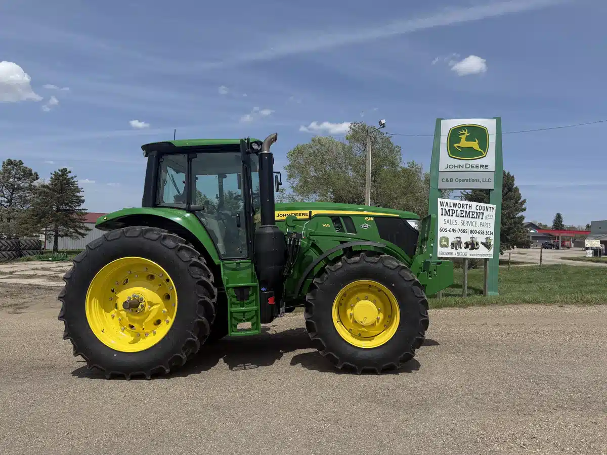 Photo de la Galerie 2 pour 2026 John Deere 6M 145 Tracteur