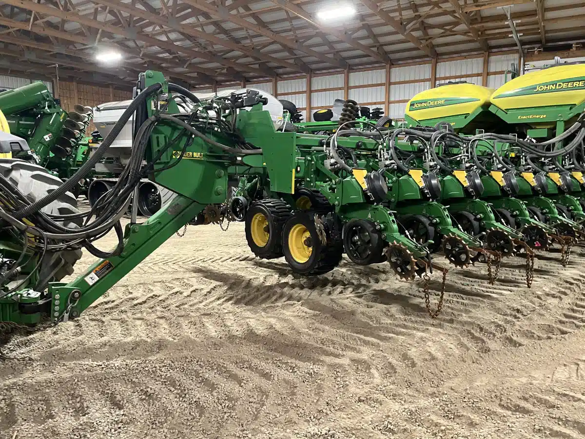 Photo de la Galerie 2 pour 2014 John Deere DB90 Planteur