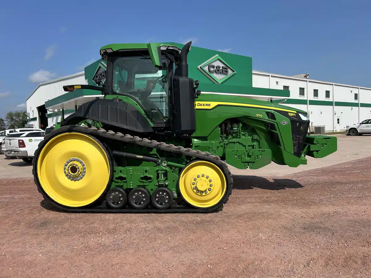 Photo de la Galerie 2 pour 2022 John Deere 8RT 370 Tracteur