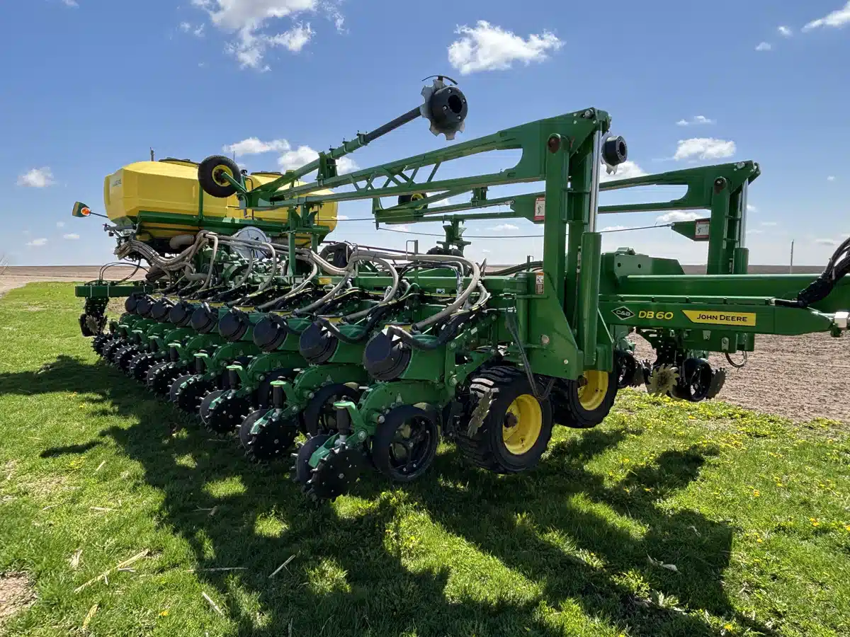 Gallery image 1 for 2024 John Deere DB60 Planter