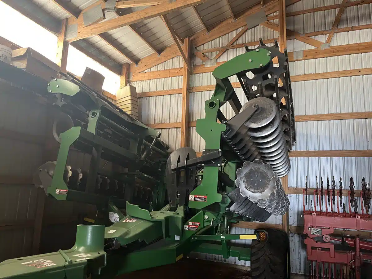 Gallery image 2 for 2024 John Deere 2680H Disc