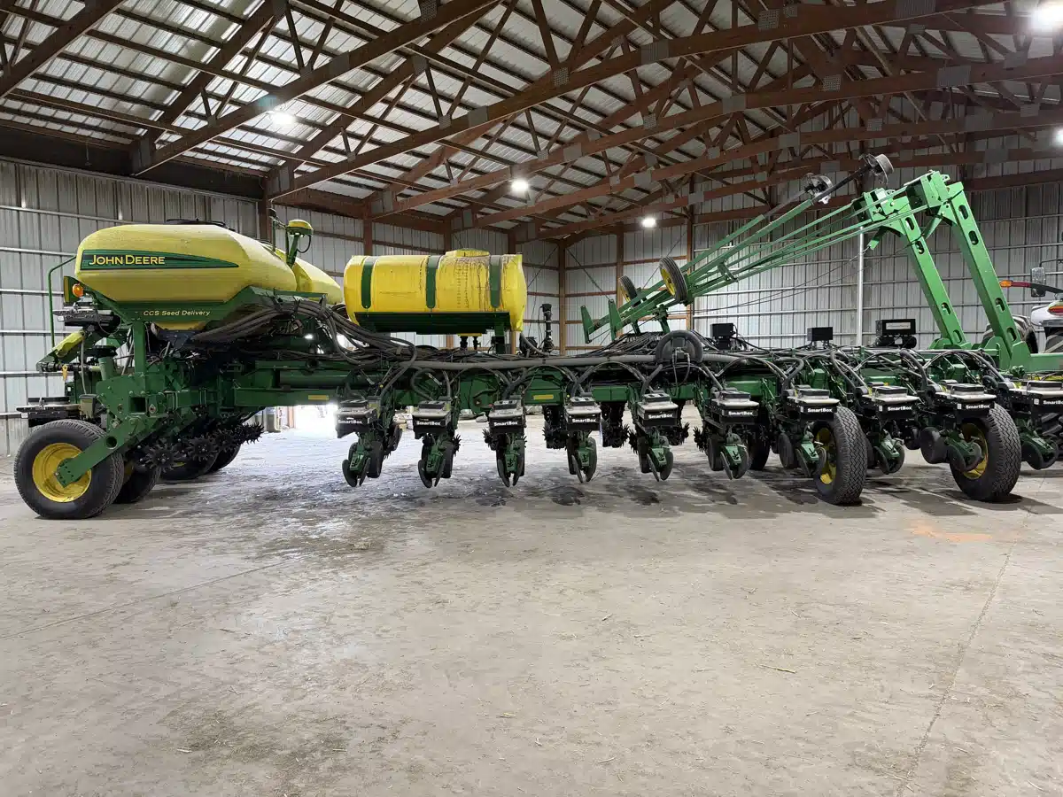Photo de la Galerie 1 pour 2009 John Deere 1770NT CCS Planteur