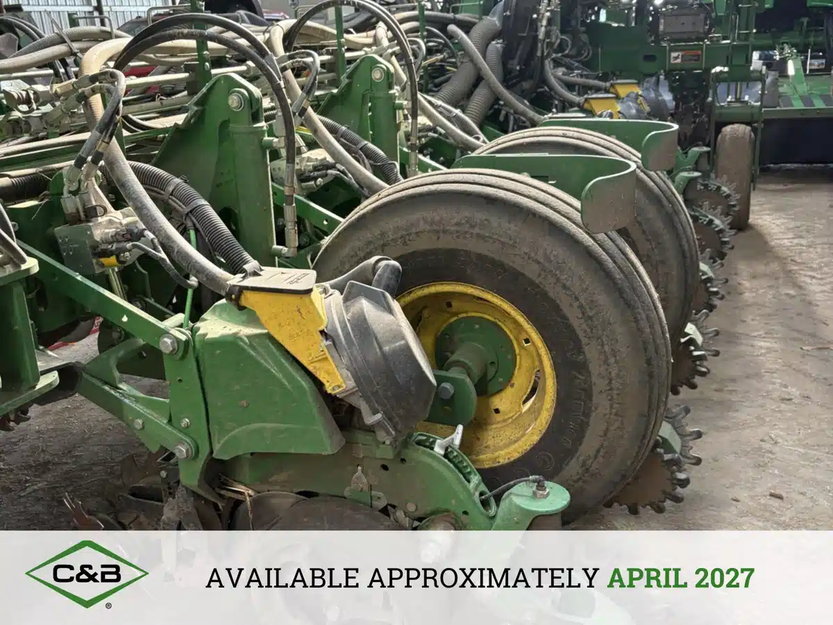 Gallery image 1 for 2019 John Deere 1775NT Planter